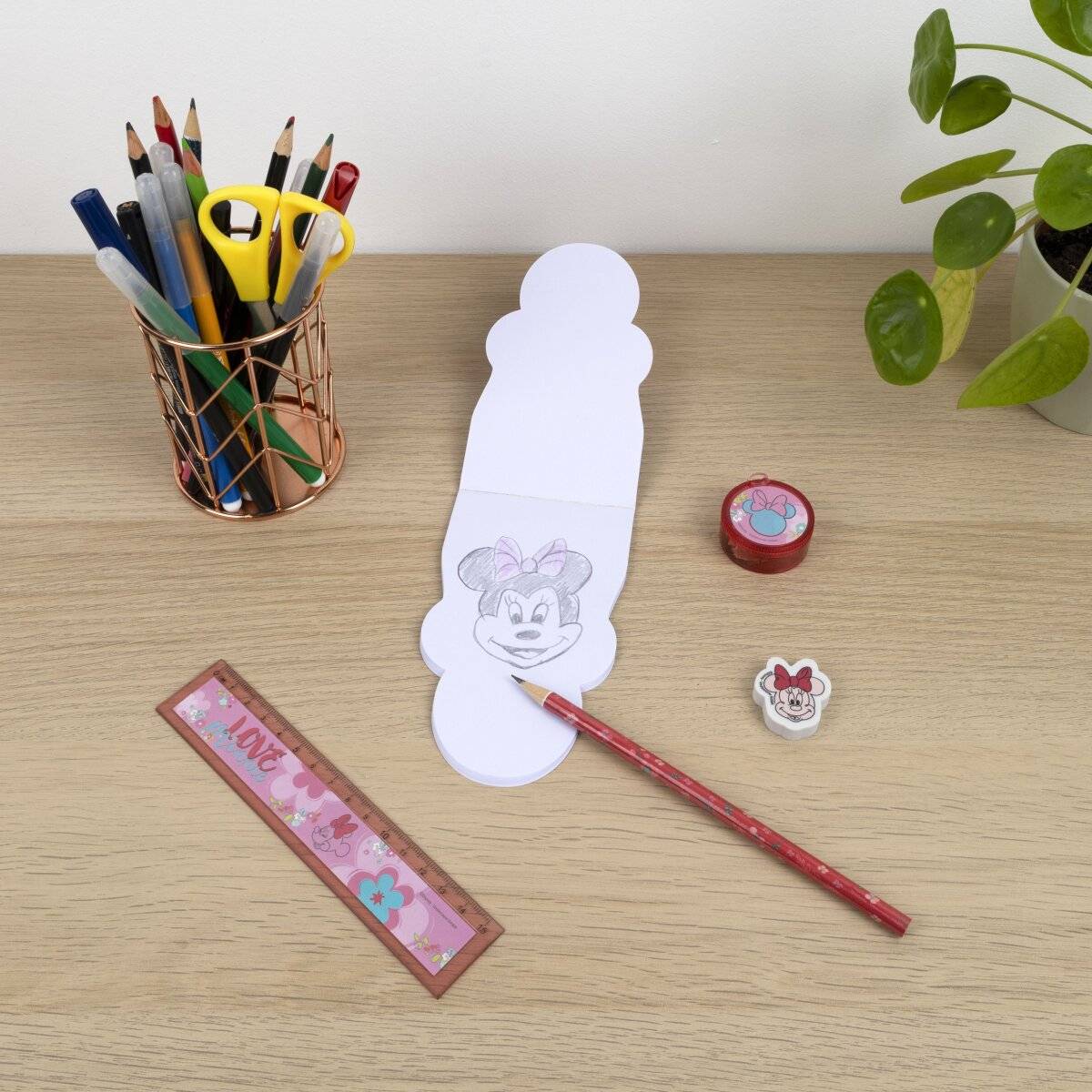 Disney Minnie Mouse Schreibset  Kreativer 5-teiliger Spaß für Kinder
