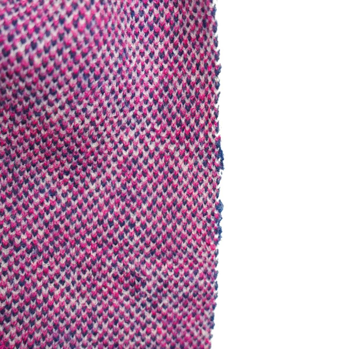 Kuscheliger Dreiecksschal mit Blumenmuster, warmhaltend für Damen 200x90 cm Weiß/Dunkelblau