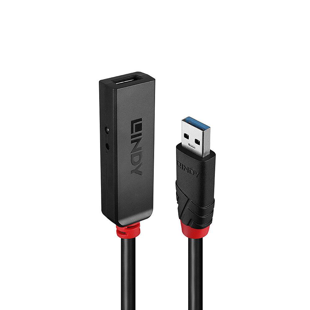 Schwarzes LINDY USB-Verlängerungskabel mit integriertem Anschlussblock und USB-A-Stecker auf weißem Hintergrund.