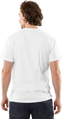Rückansicht einer Person, die ein schlichtes weißes T-Shirt vor einem neutralen Hintergrund trägt.