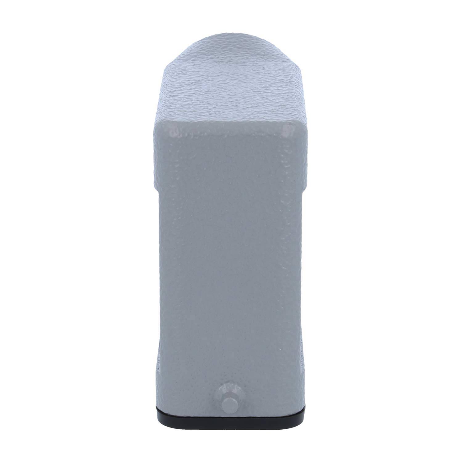 Ein grauer Metallpoller mit einer strukturierten Oberfläche steht aufrecht, von vorne betrachtet, vor einem weißen Hintergrund.