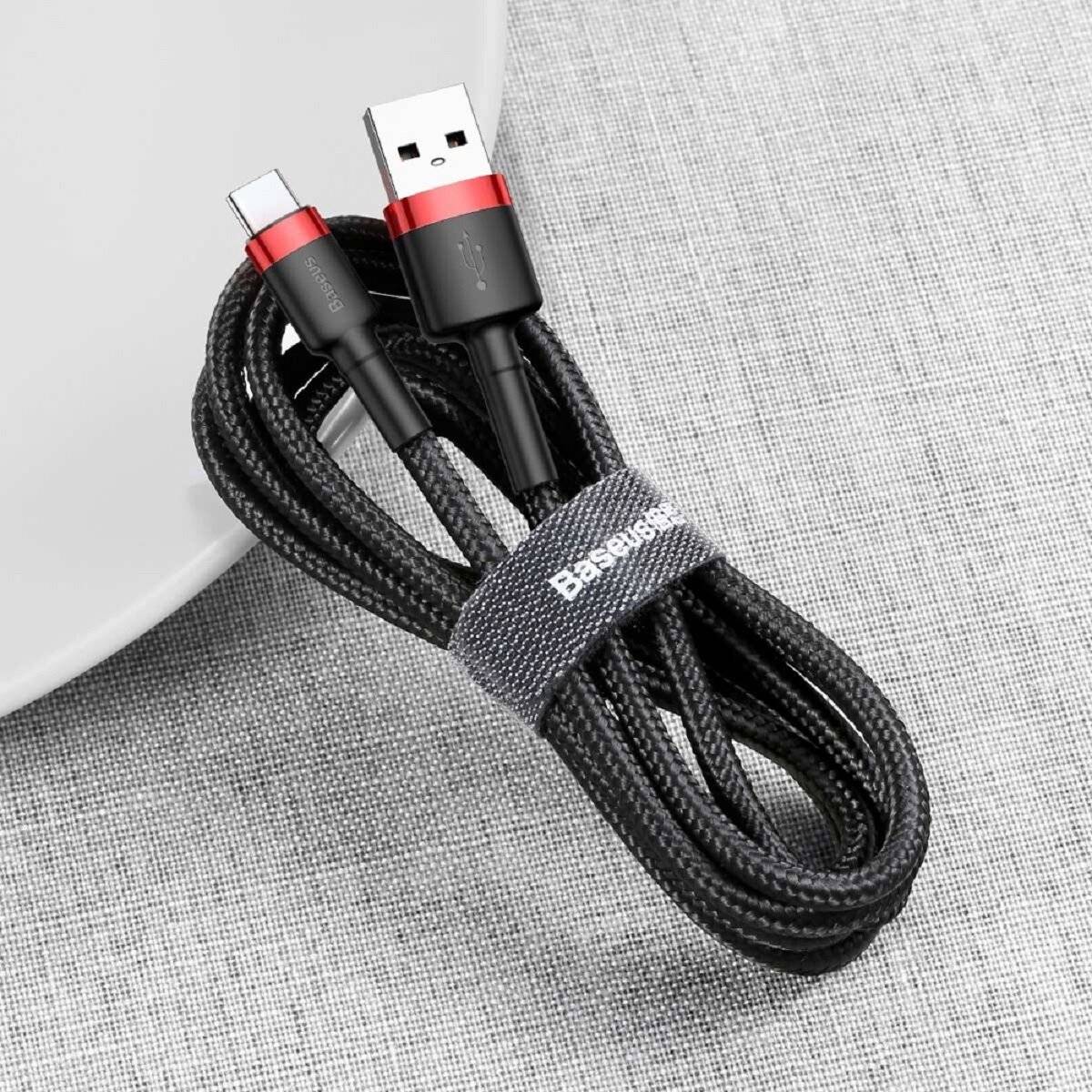 Baseus USB zu USB-C Kabel 3A – 0,5m Daten- und Ladekabel in Schwarz