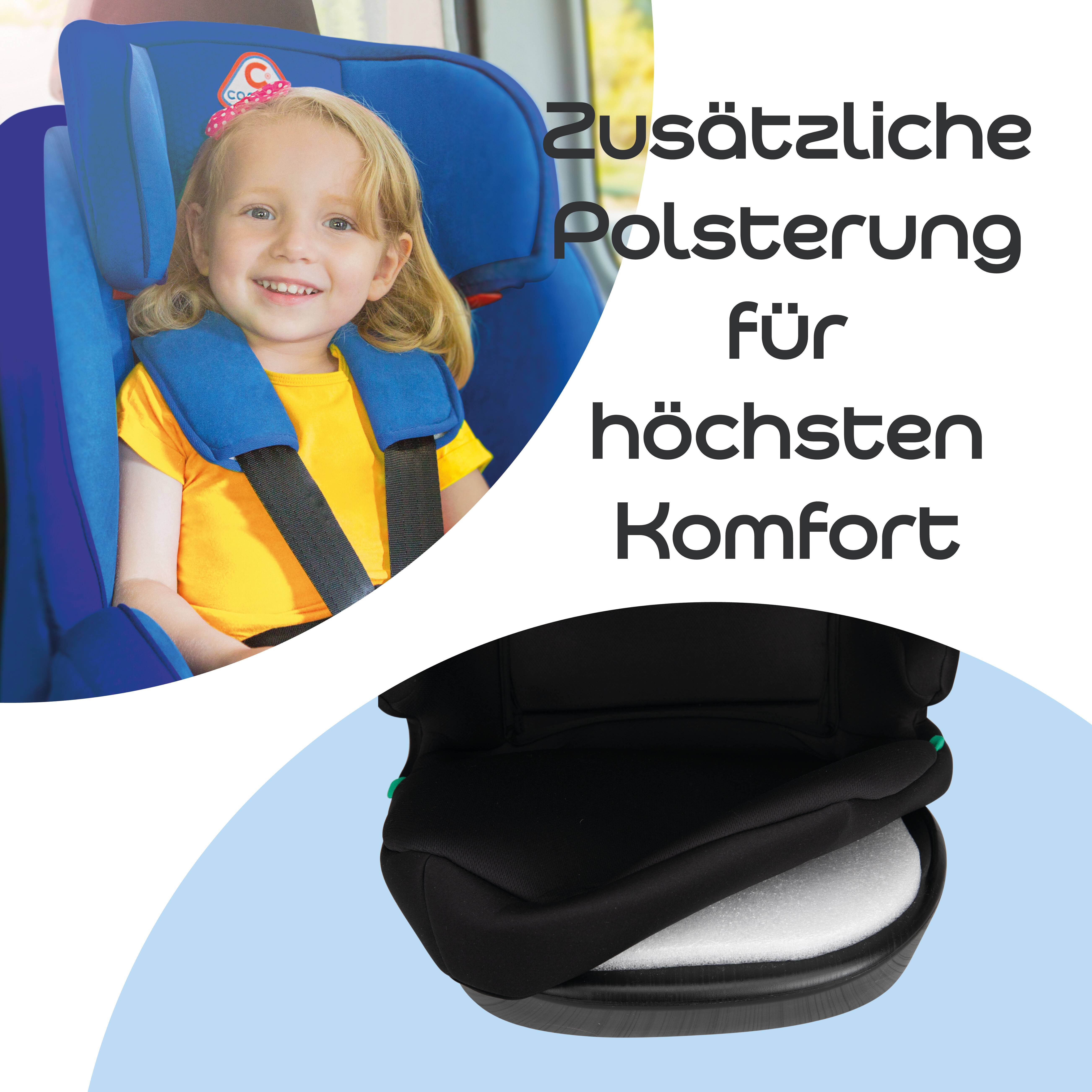 Anzeige mit einem Kind in einem blauen Autositz und einer Nahaufnahme der zusätzlichen Polsterung; deutscher Text besagt „zusätzliche Polsterung für höchsten Komfort