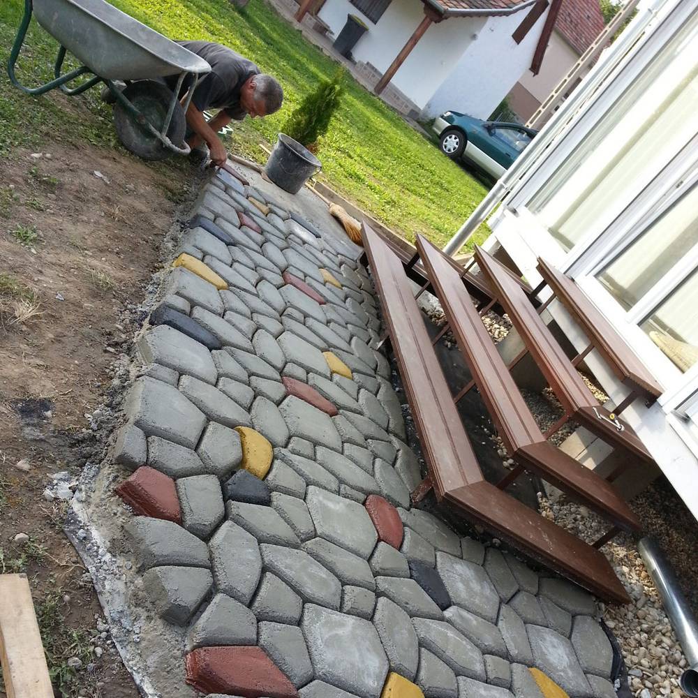 1 Stk. Pflasterform 43*43*4 CM, Betonform DIY Gießform, aus Kunststoff, für Gehwegen Terrasse Garten Gehweg