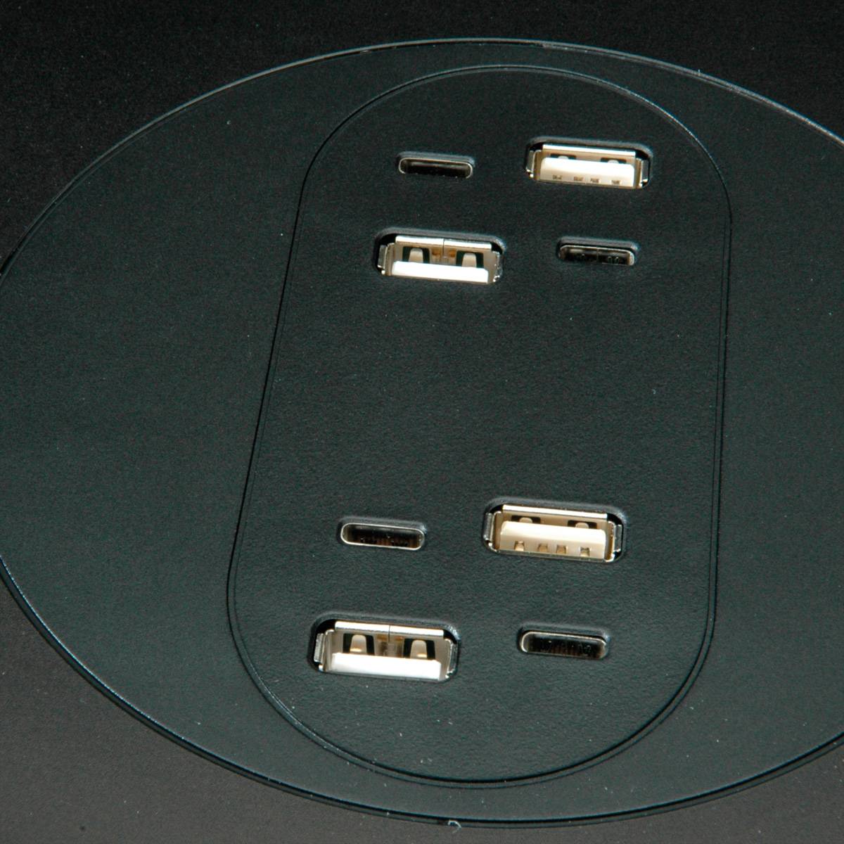 BACHMANN MOV:E POWER UNIT 4x Charger USB-A/C, 220W, mit Security Lock Adapter, schwarz