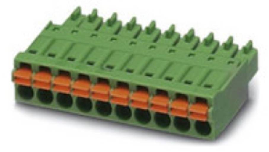 Grüner und orangefarbener elektrischer Anschlussblock mit mehreren Anschlussports, verwendet für die Verkabelung in elektrischen Systemen.