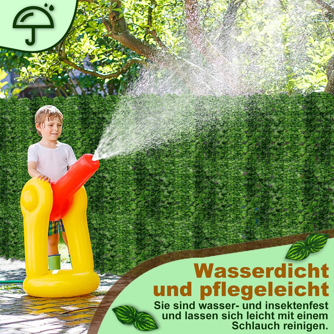 Kind gießt Garten mit buntem Sprinkler-Spielzeug; deutscher Anzeigentext sagt „wasserdicht und leicht zu reinigen" und „unempfindlich gegen Wasser und Schmutz"".
