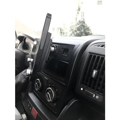 Multi Angel Naviceiver VN1061 10,1" mit DAB+, Bluetooth und 4G/LTE wahlweise mit iGO Camper Navigation Multi Angel Naviceiver VN1061 10,1" mit DAB+, Bluetooth und 4G/LTE wahlweise mit iGO Camper Navigation