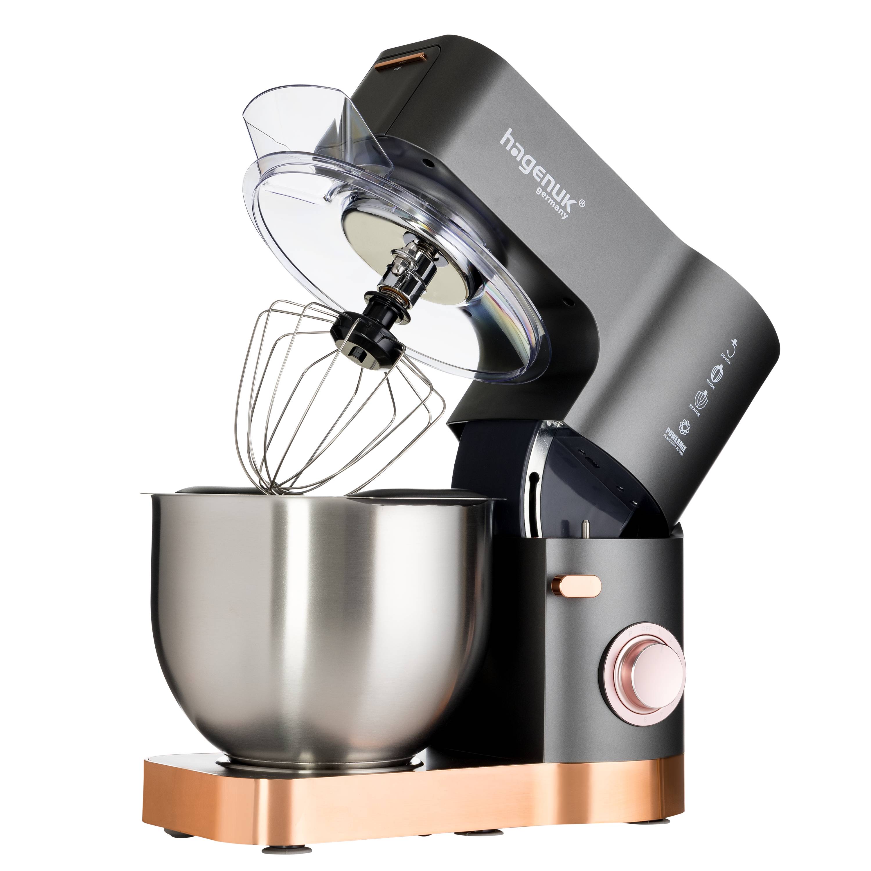 Ein moderner Standmixer mit einer Edelstahlschüssel, einem Drahtquirl-Aufsatz und einer matten schwarzen Oberfläche auf schwarzem Hintergrund.