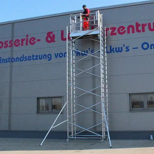 Lockhard Fahrgerüst Alulift S 1 Meter elektrisch höhenverstellbar Lockhard Fahrgerüst Alulift S 1 Meter elektrisch höhenverstellbar