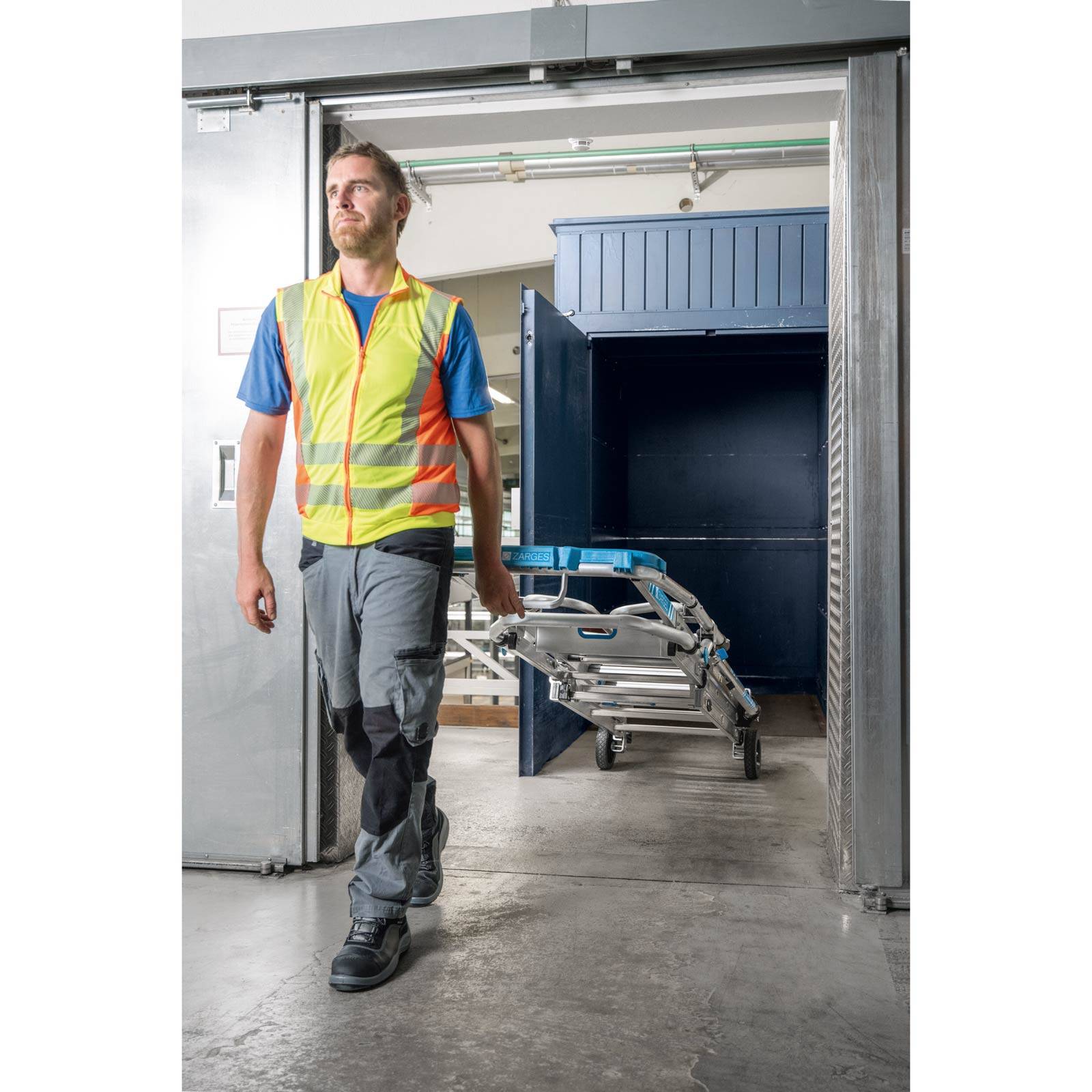 Zarges Teleskop Plattformleiter ZAP Masterflex Plus S gebördelt 4-7 Stufen