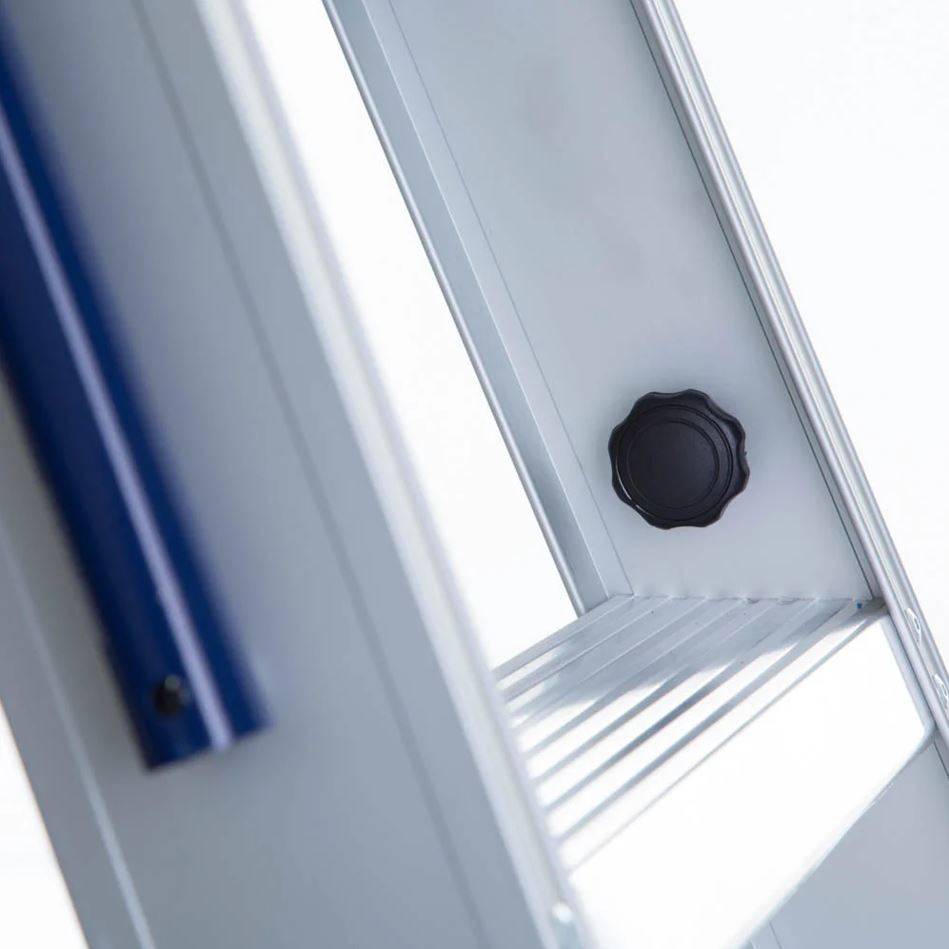 ASC Eurostairs Stufenstehleiter zweiseitig eloxiert mit Bügel 10 Stufen