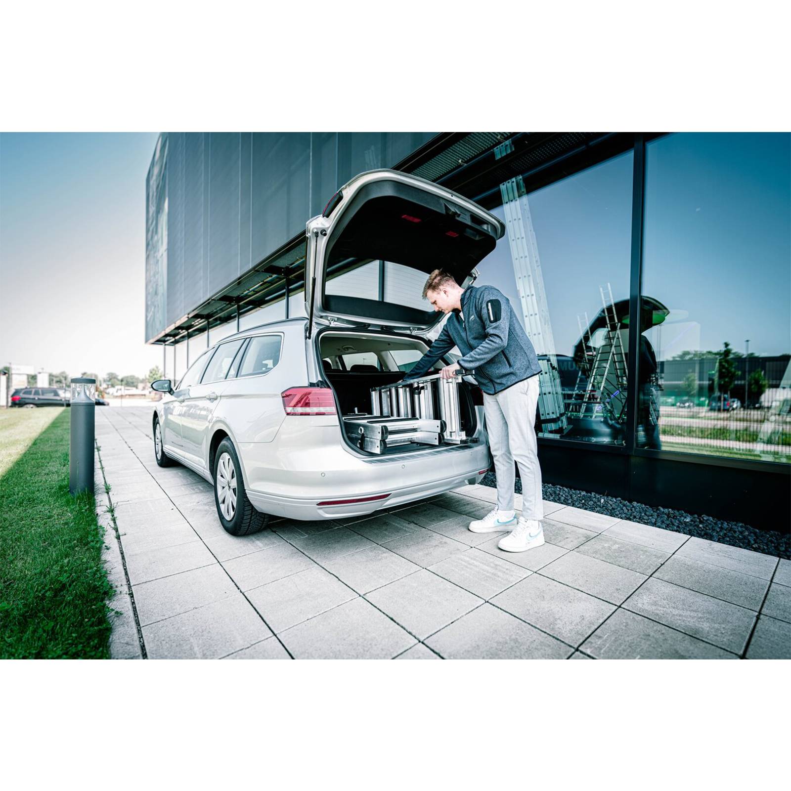 Munk Stufen Stehleiter Set beidseitig begehbar steckbar 7 Stufen