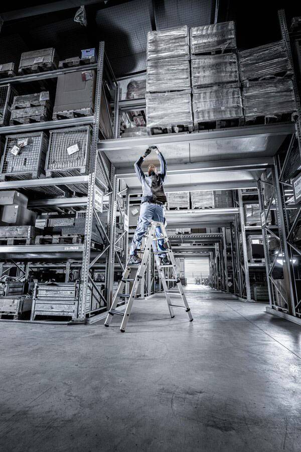 Munk Einsteckteil für Stufen Stehleiter beidseitig begehbar steckbar 2x4 Stufen 2 Stück