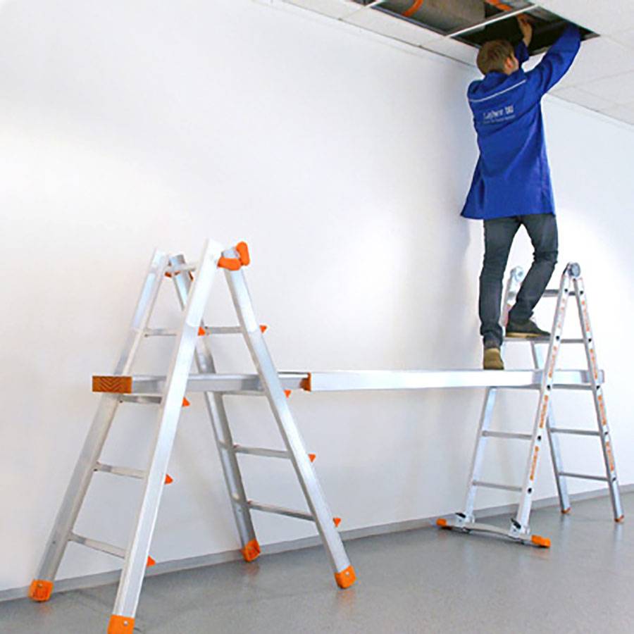 Layher Topic 1058 Teleskopleiter 4x3 Sprossen