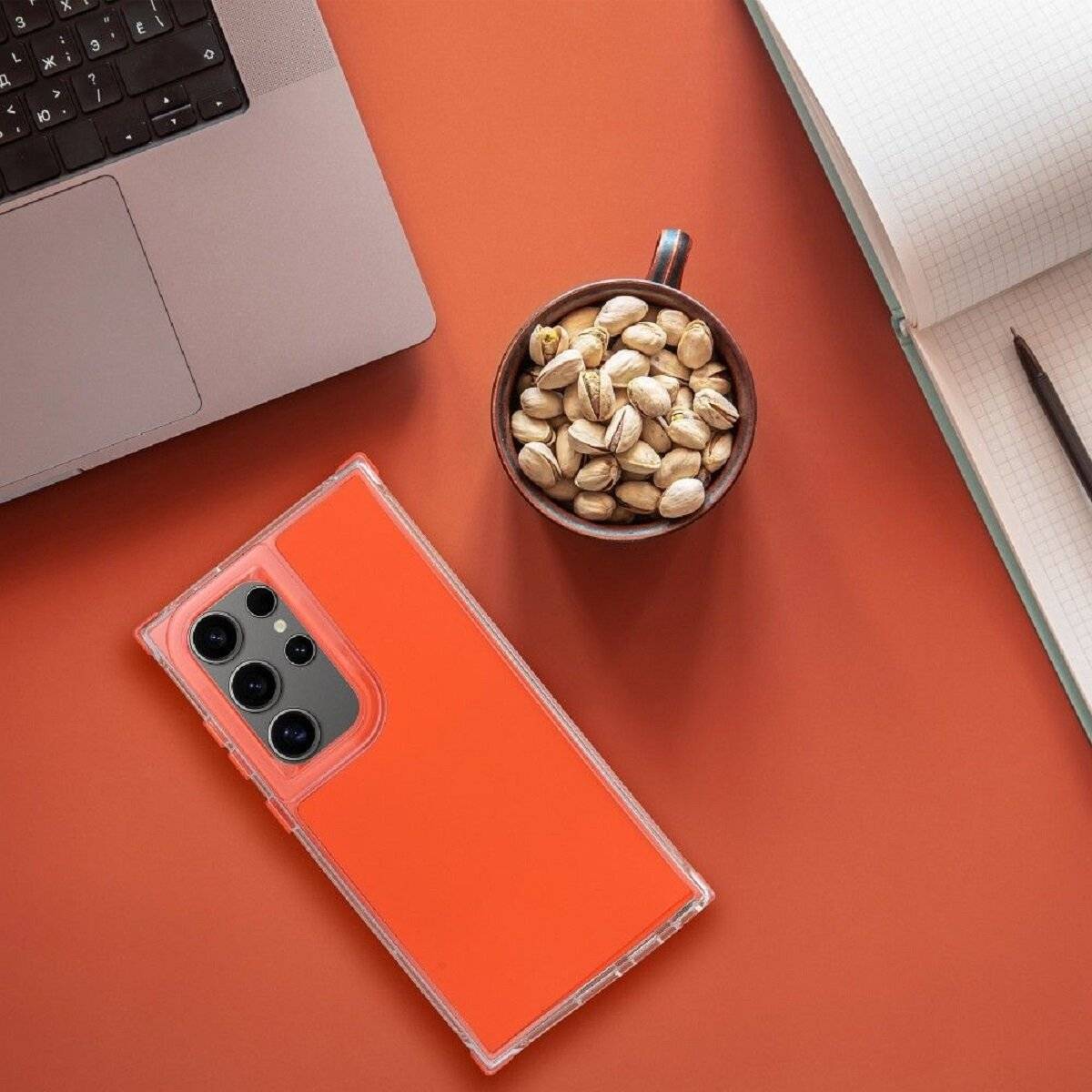 Stylische Bumper Handyhülle – Moderner Look und Robuster Schutz kompatibel mit Samsung Galaxy S25 Plus Orange