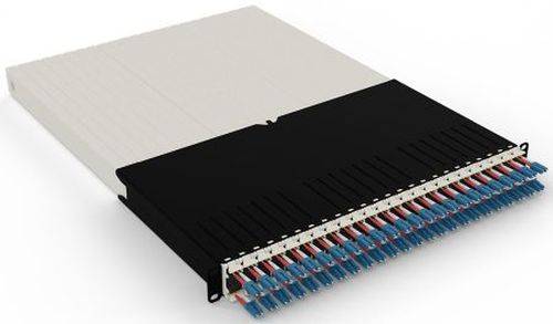 patchbox.one/30RU/OS2 (1,8 m) mit 24 Kassetten, LWL OS2, LC-LC, Kabel gelb
