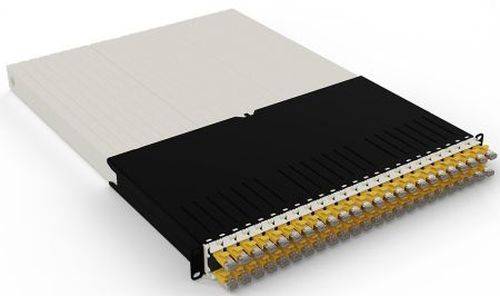 patchbox.one/30RU/STP (1,8 m) mit 24 Kassetten, Patchkabel Cat. 6a, U/FTP, PoE, Kabel gelb