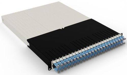 patchbox.one/30RU/STP (1,8 m) mit 24 Kassetten, Patchkabel Cat. 6a, U/FTP, PoE, Kabel blau