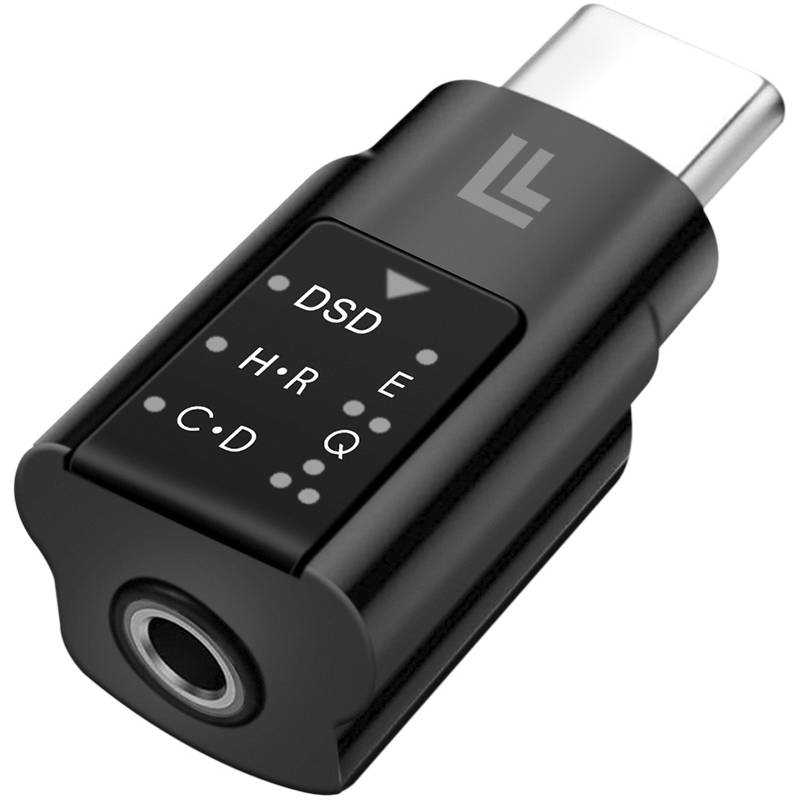 USB-C-Stecker auf Klinkenadapter mit Etikett, das Audioeinstellungen zeigt: DSD, H.R, C.D, E, Q.