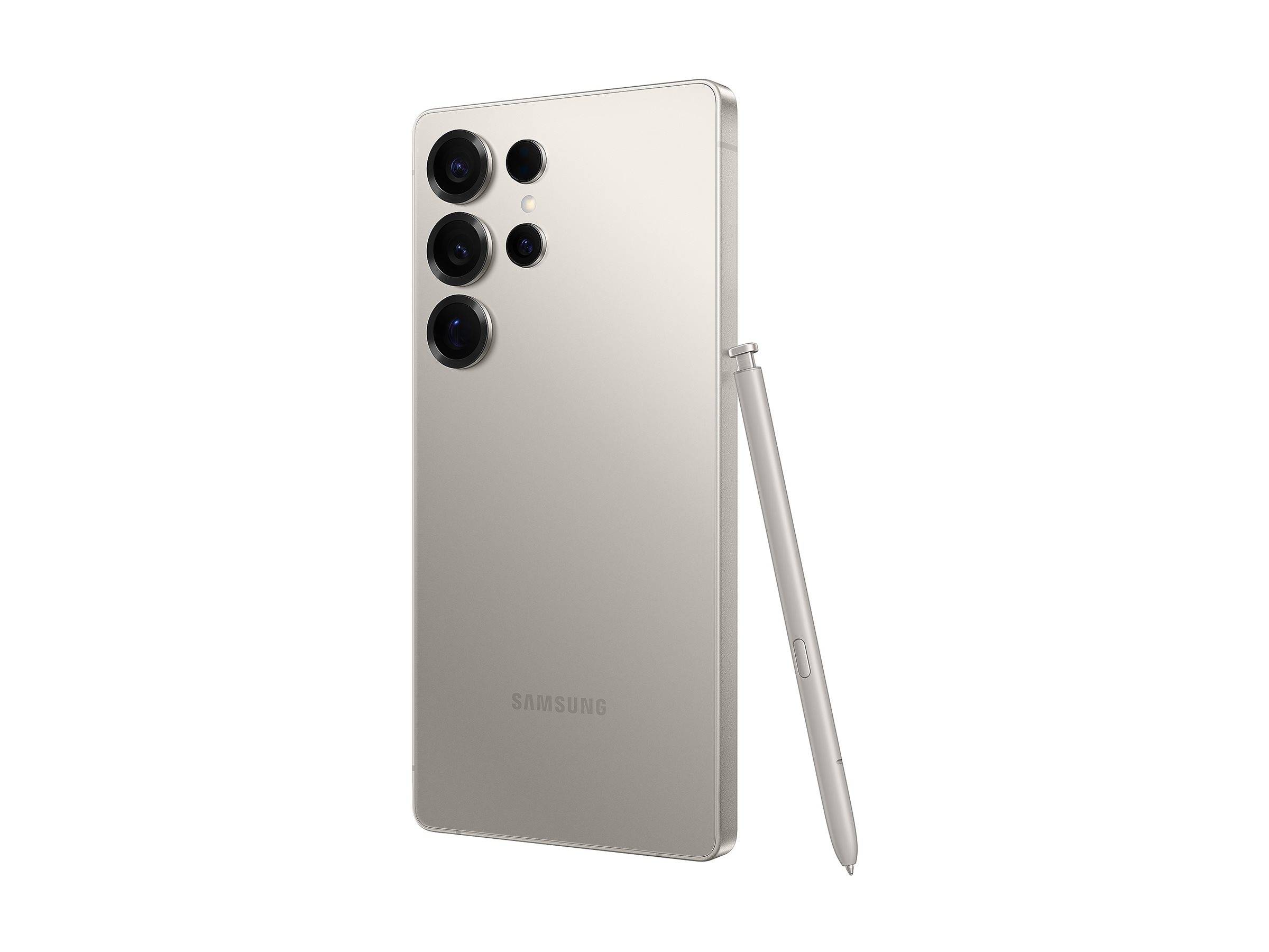 Silbernes Samsung Galaxy Smartphone mit drei hinteren Kameras und Stift daneben auf weißem Hintergrund