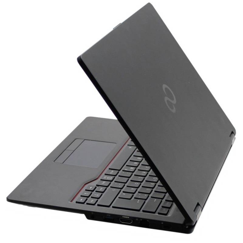 Aufgeklappter schwarzer Fujitsu-Laptop, teilweise geschlossen, zeigt Tastatur und Scharnier auf weißem Hintergrund.
