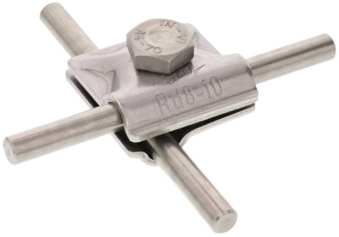 Eine Metallklammer, die zwei zylindrische Stangen im rechten Winkel sichert, mit einer sechskantigen Schraube oben und der Aufschrift 'Rd8-10'.
