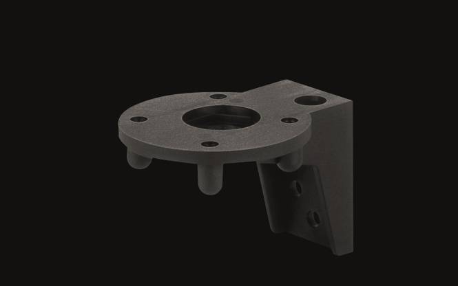 Ein schwarzes Metallmontageblech mit einer kreisförmigen Oberseite und Seitenlöchern zur Befestigung, entwickelt zum Sichern von Geräten oder Ausrüstung auf Oberflächen.