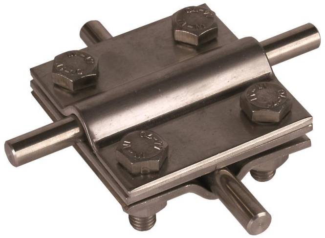 Metallische Scharnierklammer mit Bolzen und Stangen, verwendet zur Befestigung von Objekten in industriellen oder mechanischen Anwendungen.