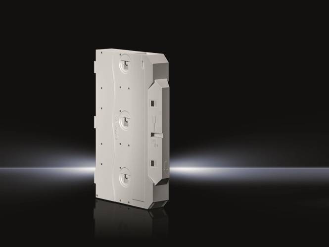 Ein weißes elektronisches Gerät mit mehreren runden Anschlüssen, das vor einem dunklen Hintergrund steht. Das Gerät hat die Marke „Siemens