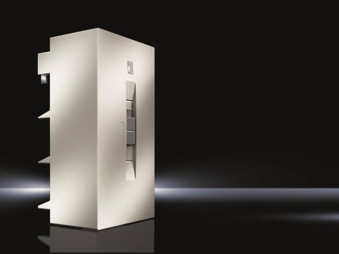 Ein moderner, eleganter weißer Tresor mit digitalem Tastenfeld auf schwarzem Hintergrund, wobei Sicherheit und zeitgenössisches Design betont werden.