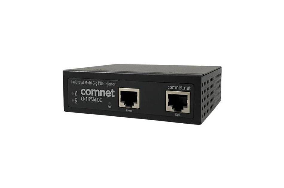 Black Comment Industrie Multi-Gig PoE-Injektor mit zwei Ethernet-Anschlüssen auf weißem Hintergrund
