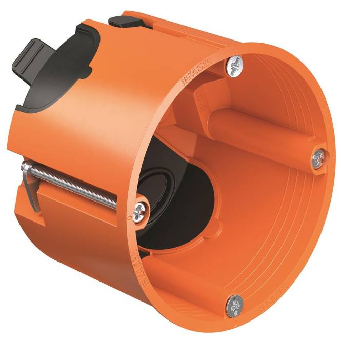 Orangefarbene elektrische Wanddose mit Schrauhlöchern und verstellbaren Klemmvorrichtungen, die zur Aufnahme von elektrischen Leitungen und Komponenten in Wänden verwendet wird.