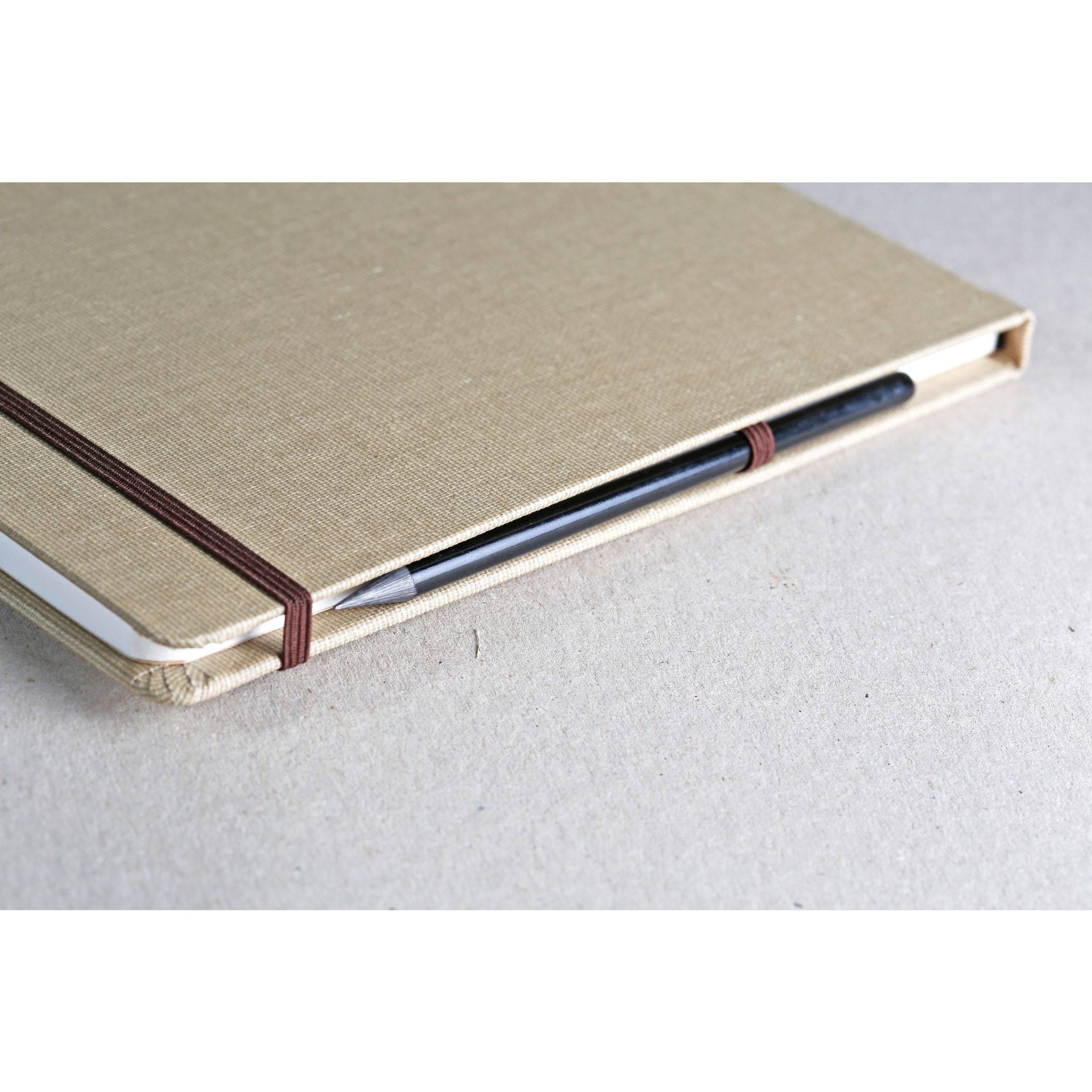 Clairefontaine Reisealbum Goldine Leinen, 32 Blatt 180g, 15x15 cm - Natur 96102C