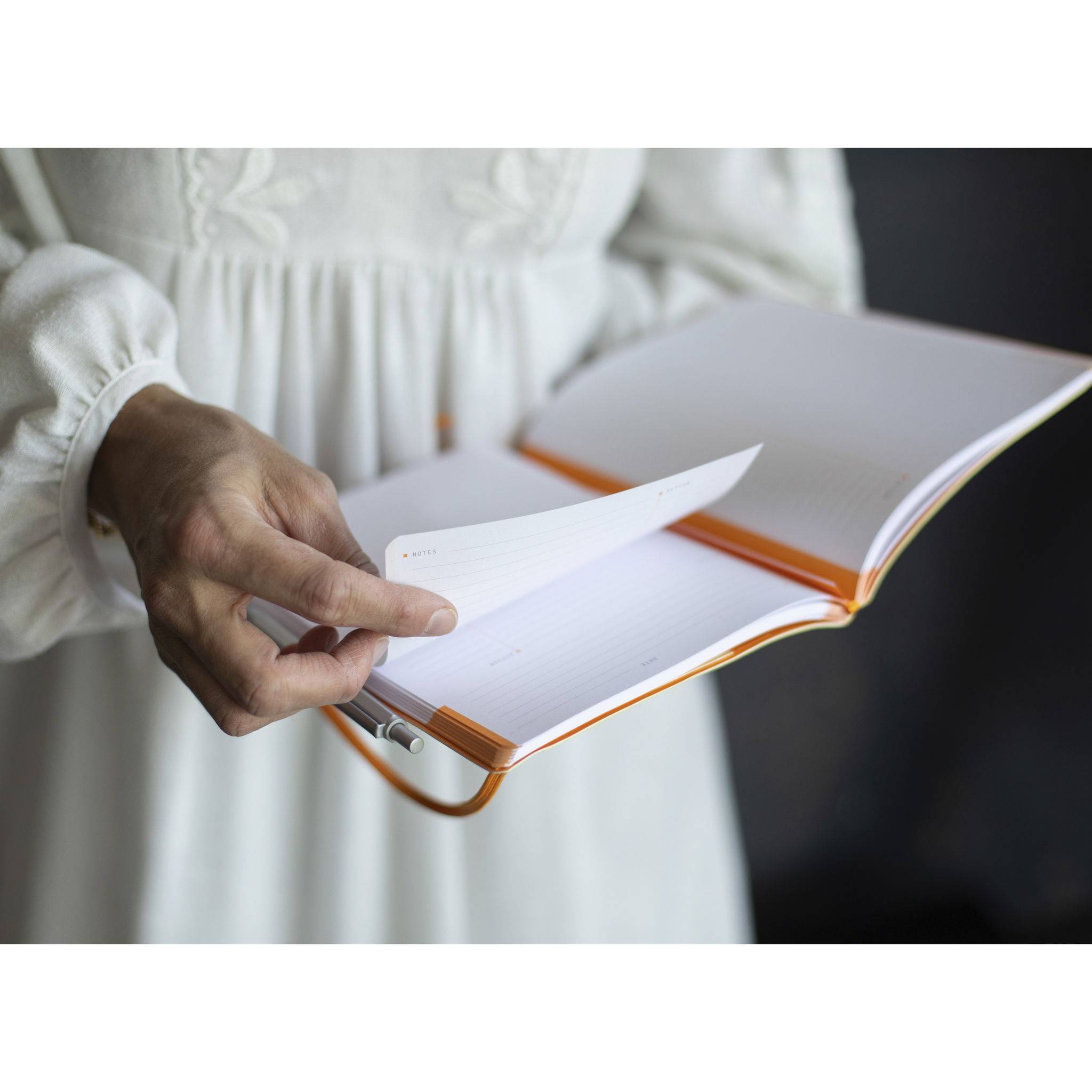 Rhodia Meeting Book A5+, 80 Bl weiß 90g, mikroperforiert Schwarz 117782C