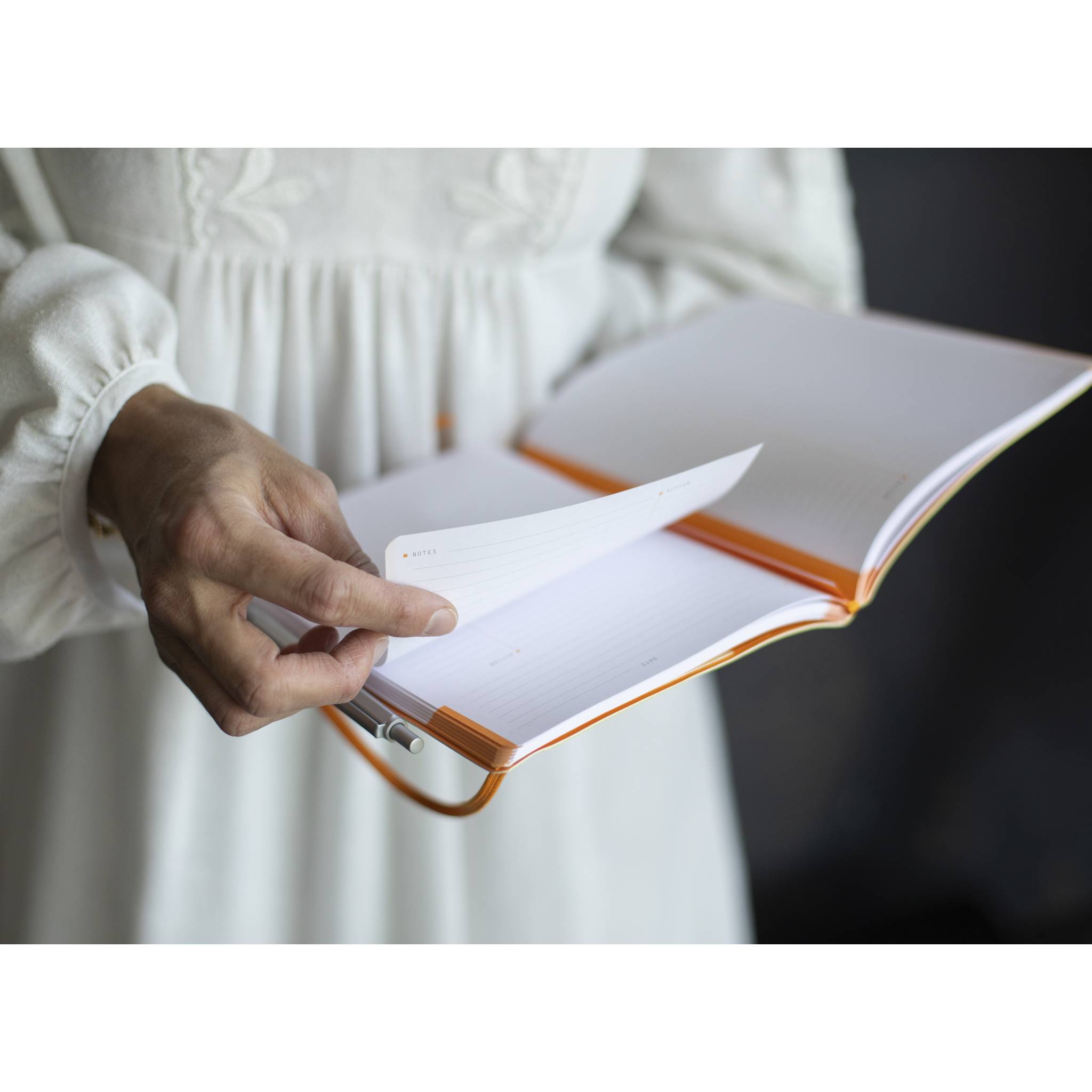 Rhodia Meeting Book A5+, 80 Bl weiß 90g, mikroperforiert Schwarz 117782C