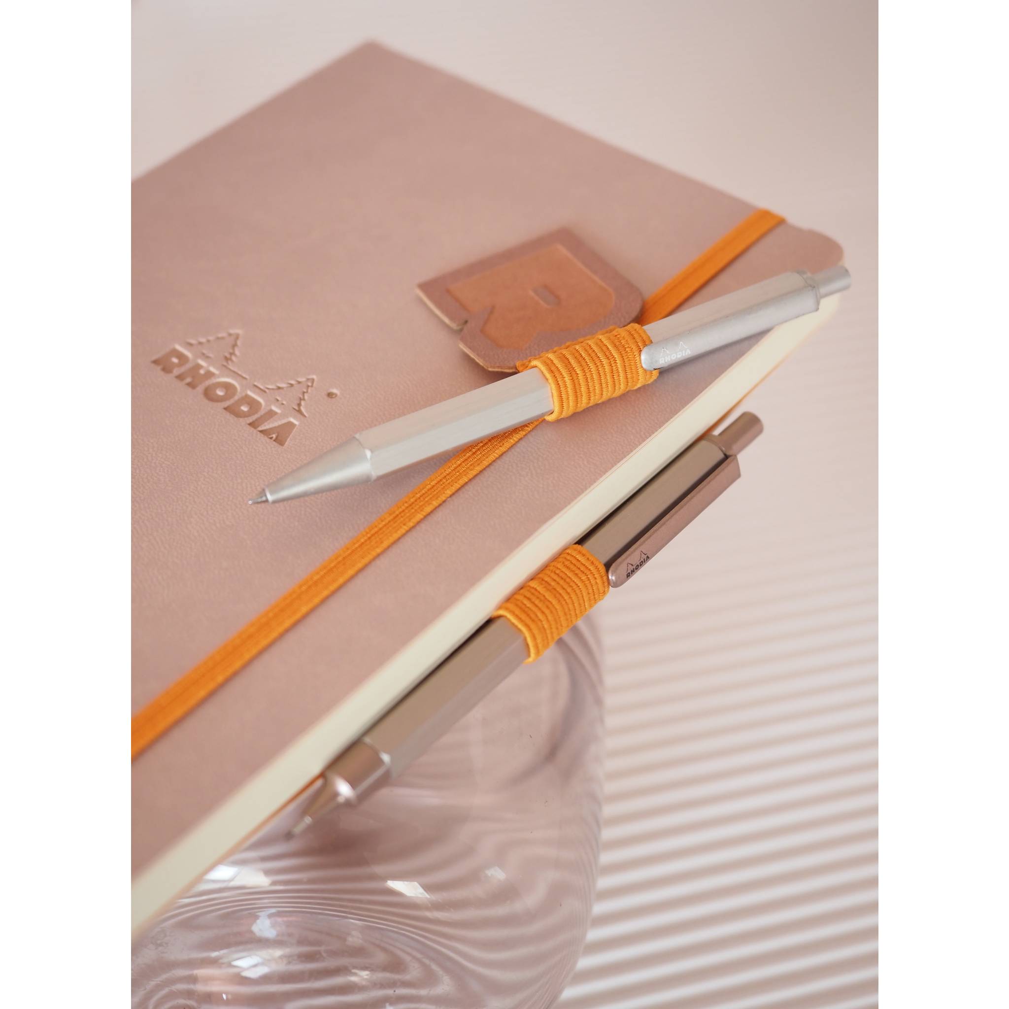 Rhodia selbsthaftende Stiftschlaufe 4x3cm - Hauch von Rosa 194195C