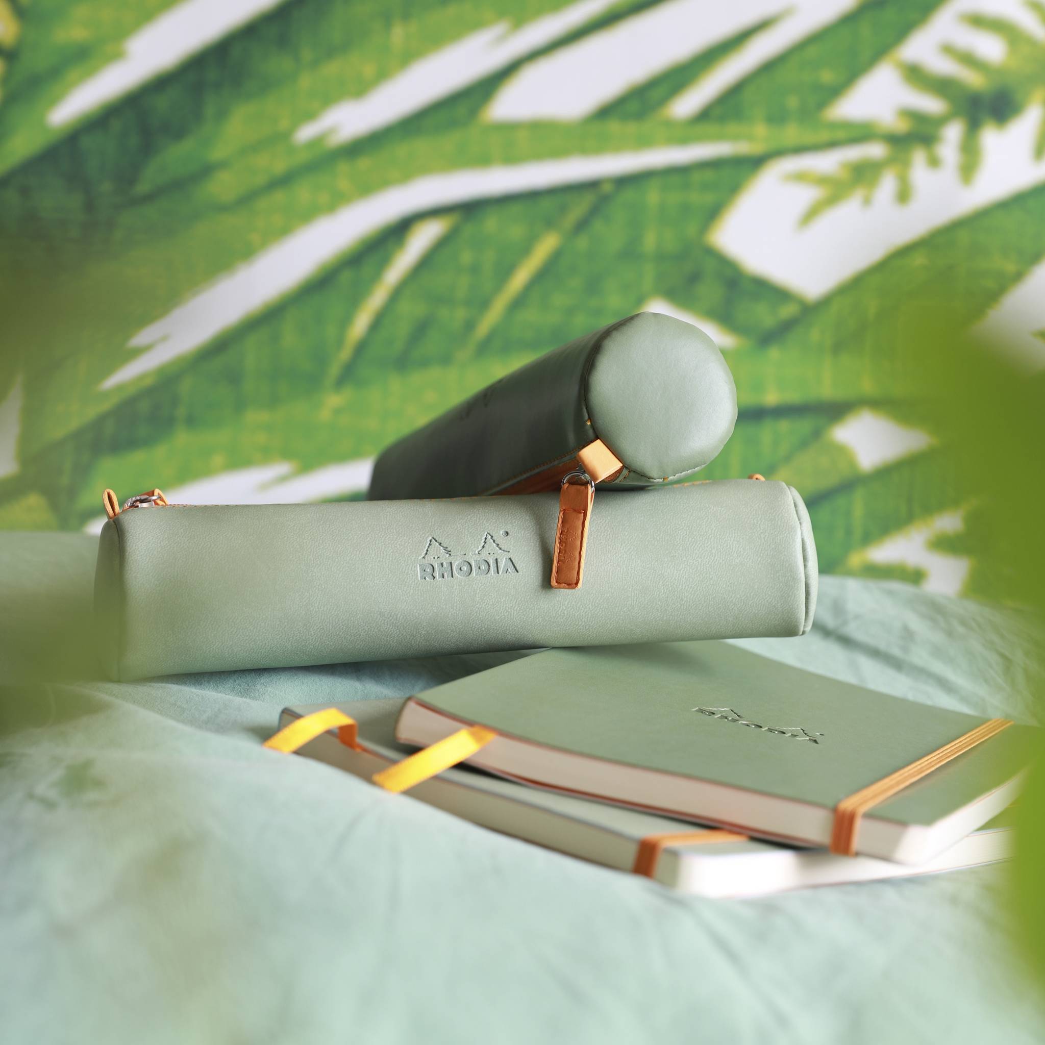 Rhodia rundes Schlampermäppchen 21,5xØ5cm Kunstleder Wassergrün 319007C