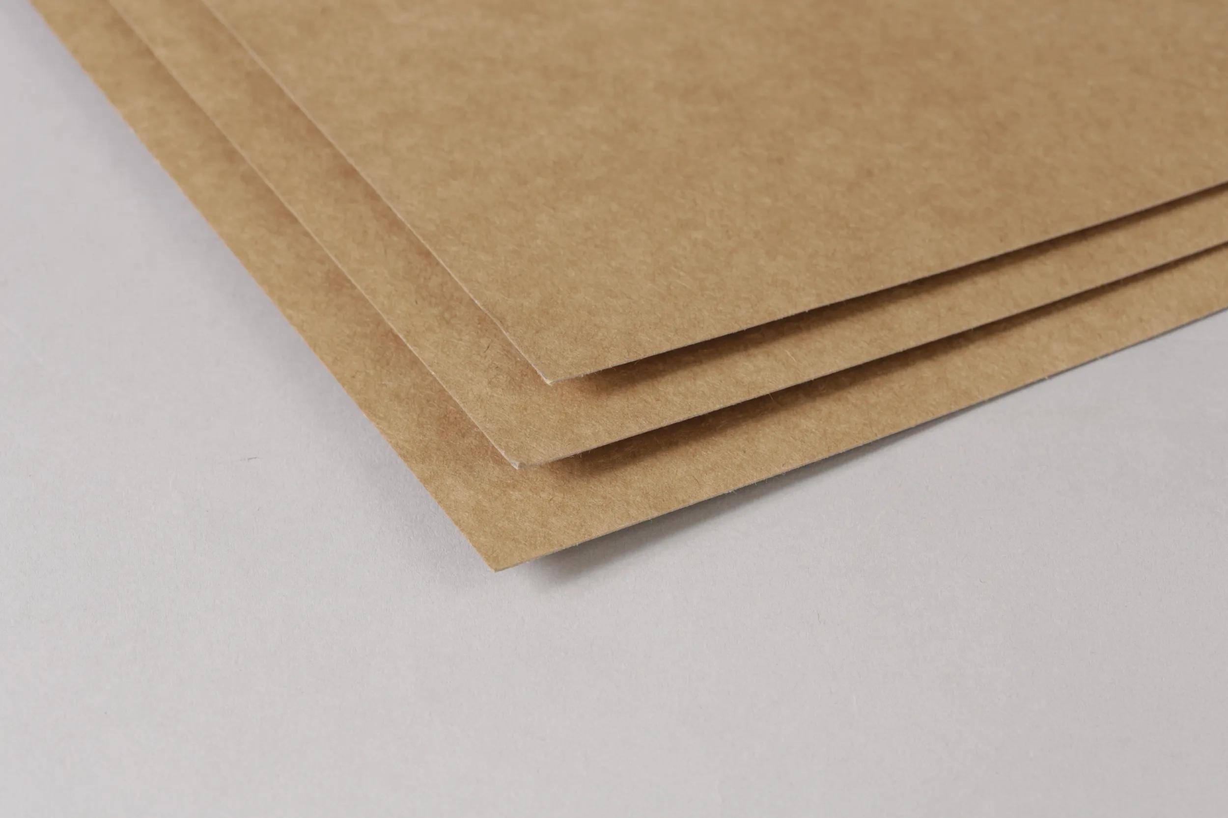 Clairefontaine Braunes Kraftpapier, Ries, A4, 10 Bogen 400g 975151C