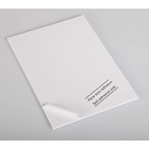 Clairefontaine Schaumkarton selbstklebend 10mm 50x65cm 4 Bogen - Weiß 93614C Clairefontaine Schaumkarton selbstklebend 10mm 50x65cm 4 Bogen - Weiß 93614C