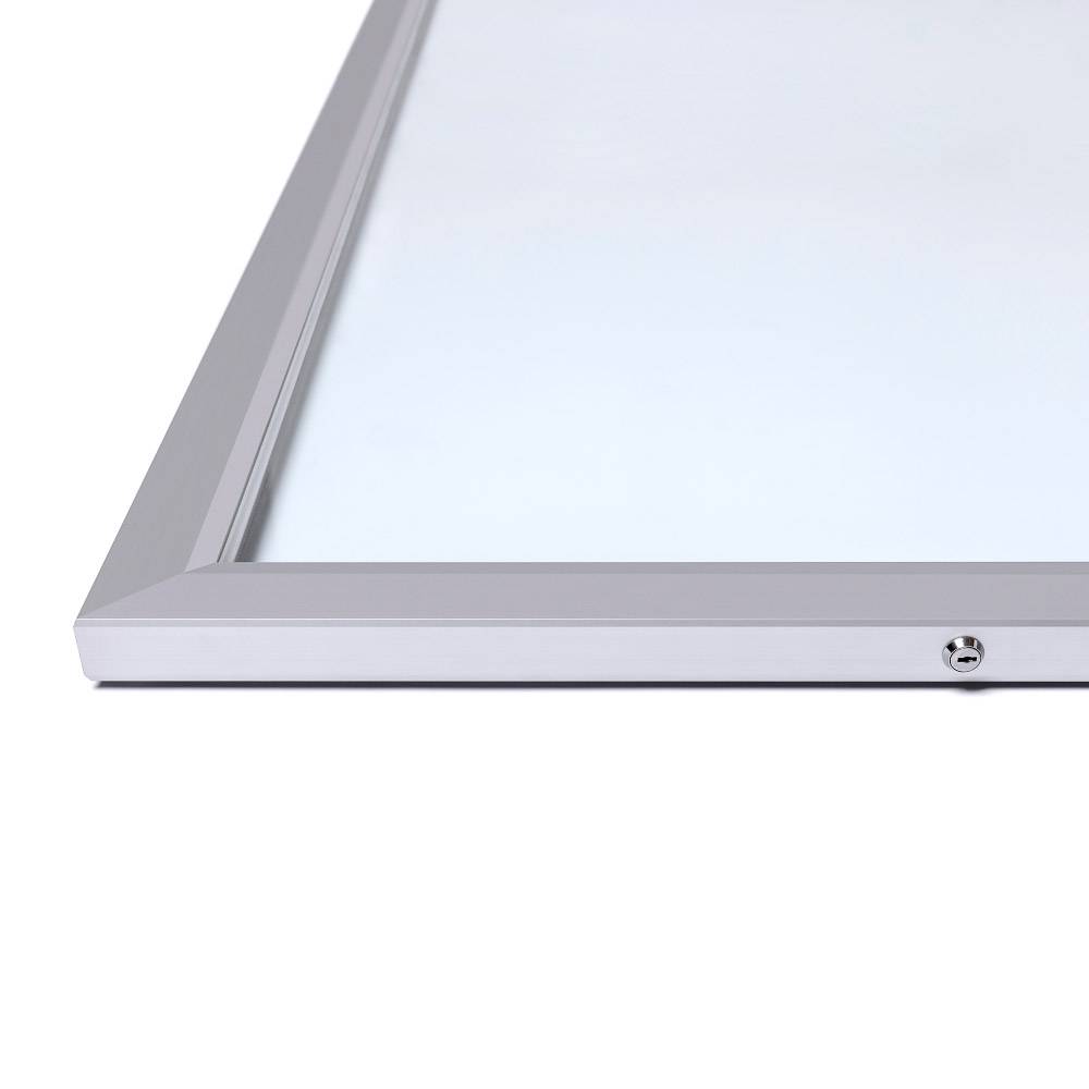 Showdown Displays Abschließbarer Schaukasten SLIM Outdoor - 9x DIN A4