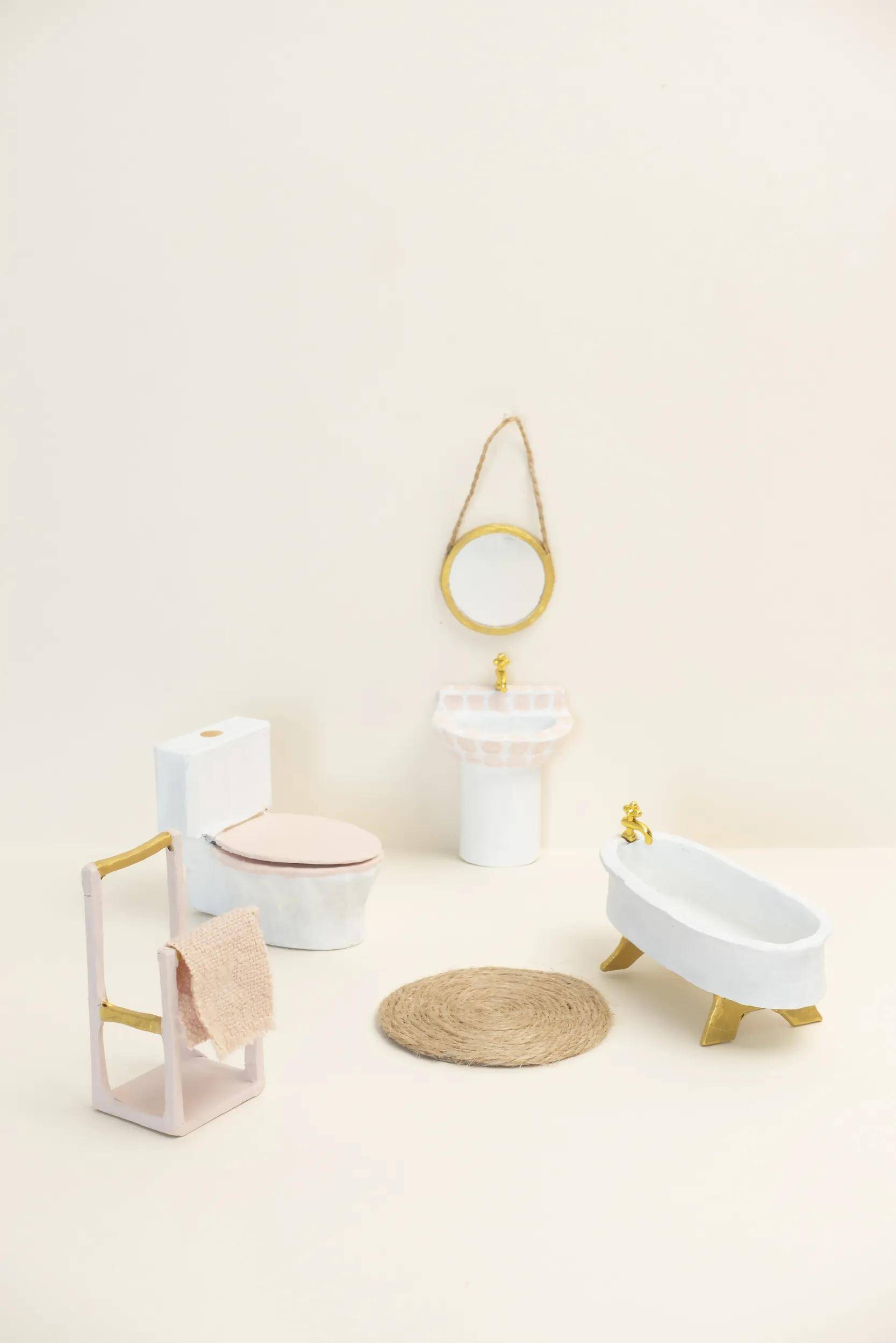 Décopatch Pappmaché, 6 Miniaturen, Badezimmer, 15,5x4,5x33 cm Kartonbraun AC925C