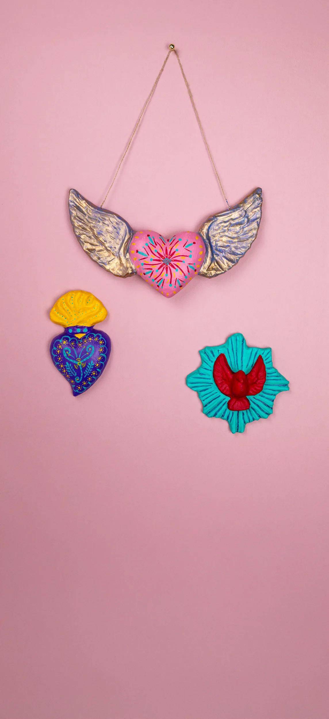 Décopatch Pappmaché, Ex-voto Herz mit Flügeln 4,5x28,5x18 cm Kartonbraun AC928C