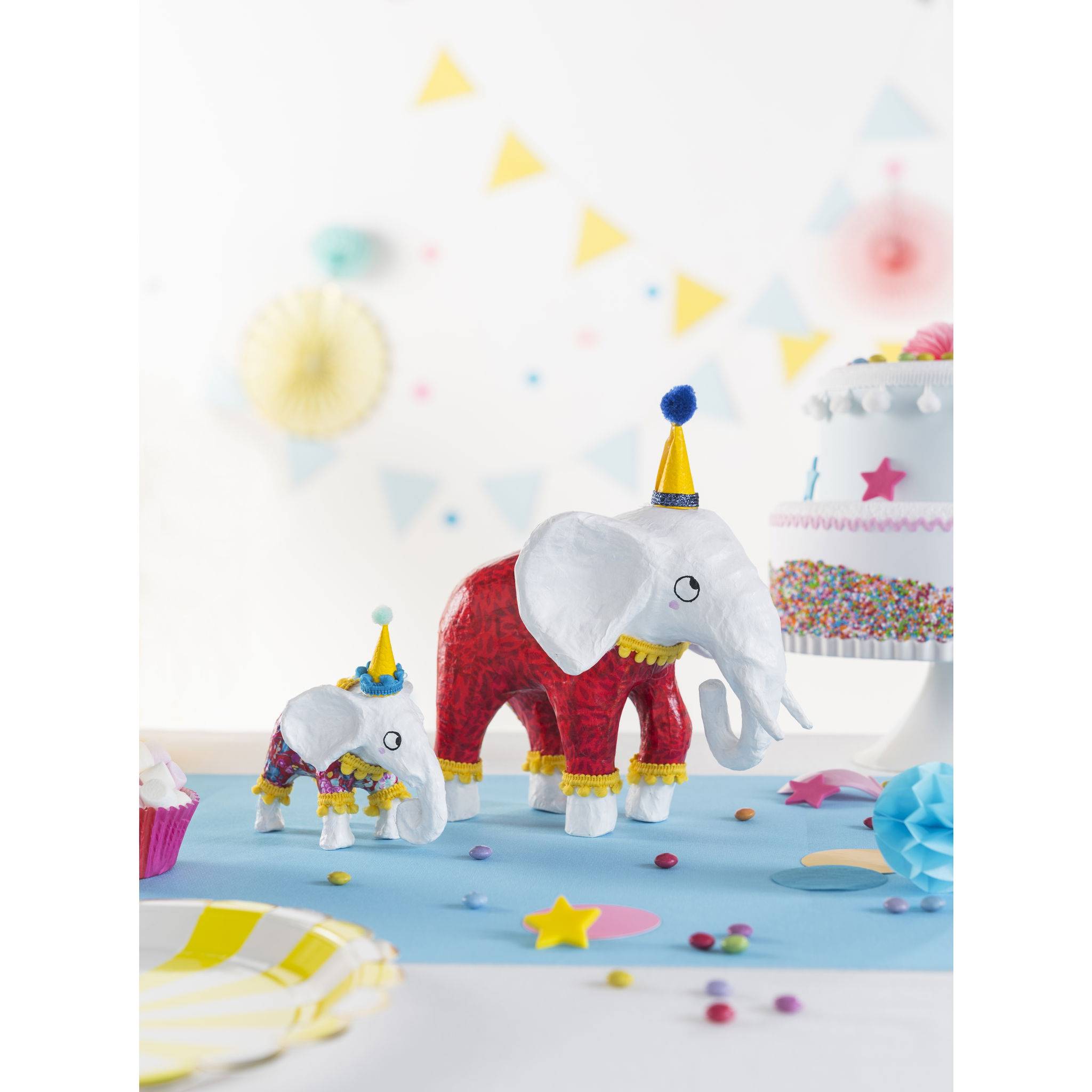 Décopatch Kleines Pappmaché, afrikanischer Elefant 15,5cm Kartonbraun SA213C