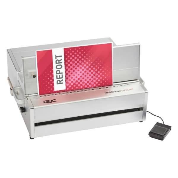 GBC Magnapunch Elite Bindemaschine mit einem eingelegten 