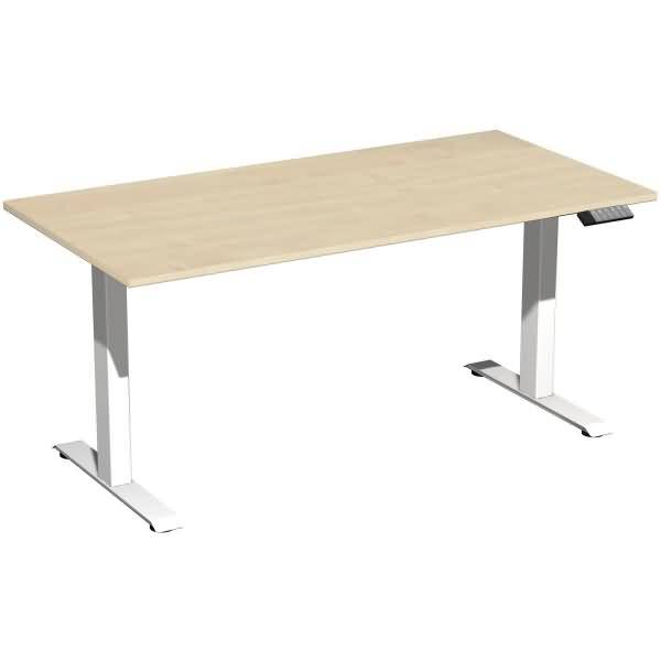 Helles Holz Schreibtisch mit rechteckiger Form und weißen Metallbeinen auf weißem Hintergrund.