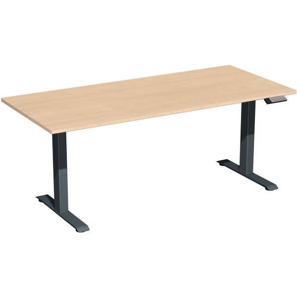Minimaler Schreibtisch mit höhenverstellbar, heller Holzplatte und schwarzen Metallbeinen auf weißem Hintergrund.