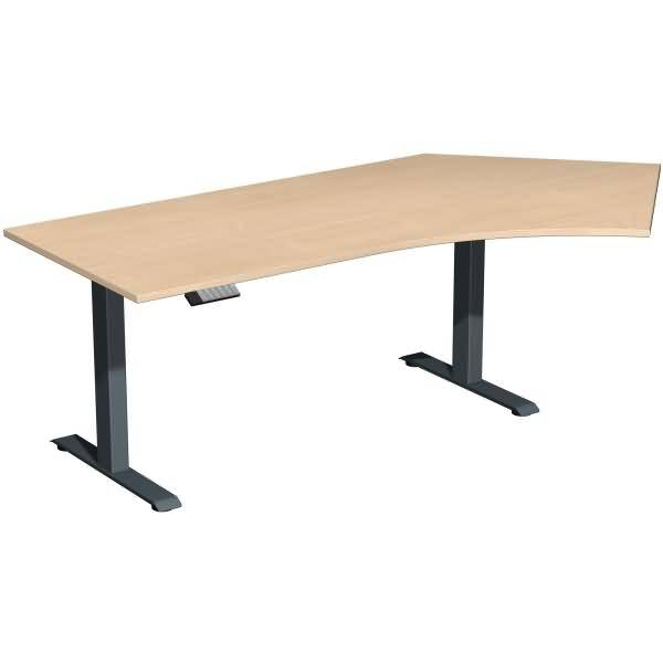 L-förmiger Stehschreibtisch mit hellem Holztop und schwarzen Metallbeinen auf weißem Hintergrund.