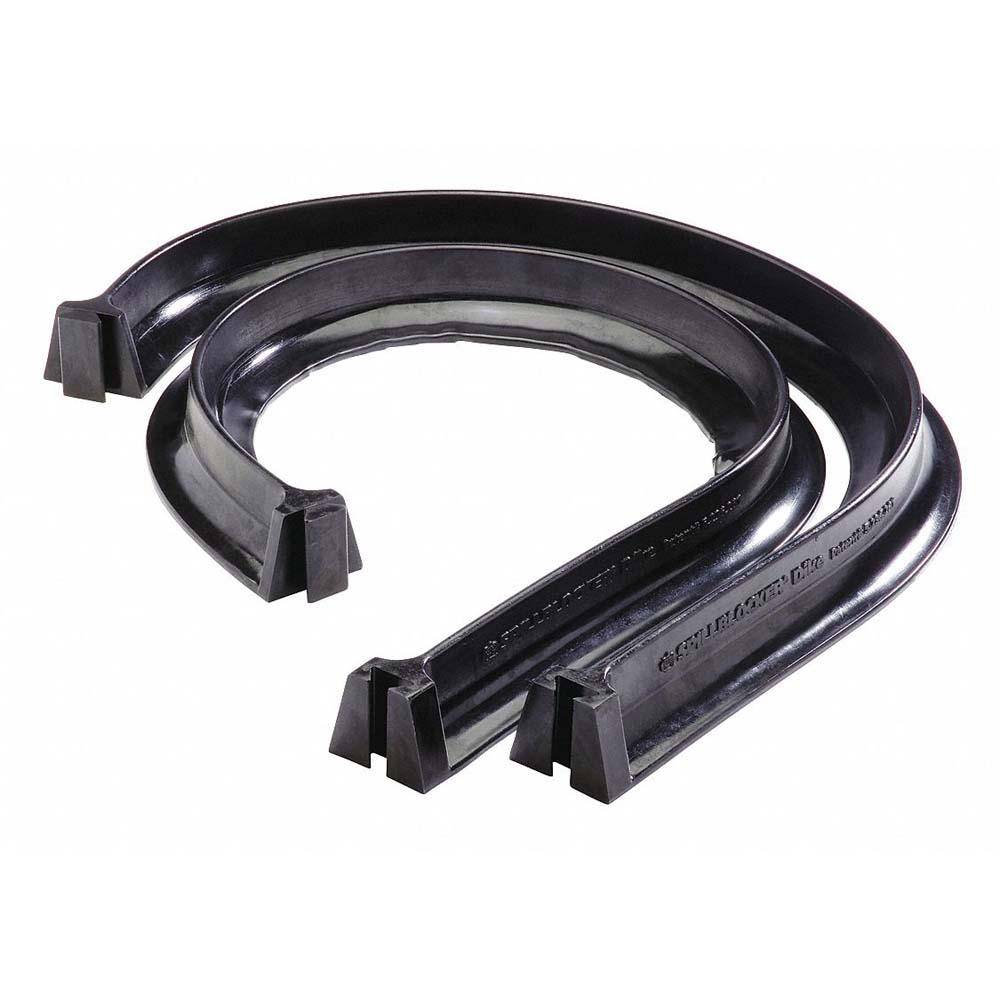 PIG® SpillBlocker®-Deich - Polyurethan - Schwarz - 9 x 7,6 x 152 cm - VE 2 Stück - Preis per VE