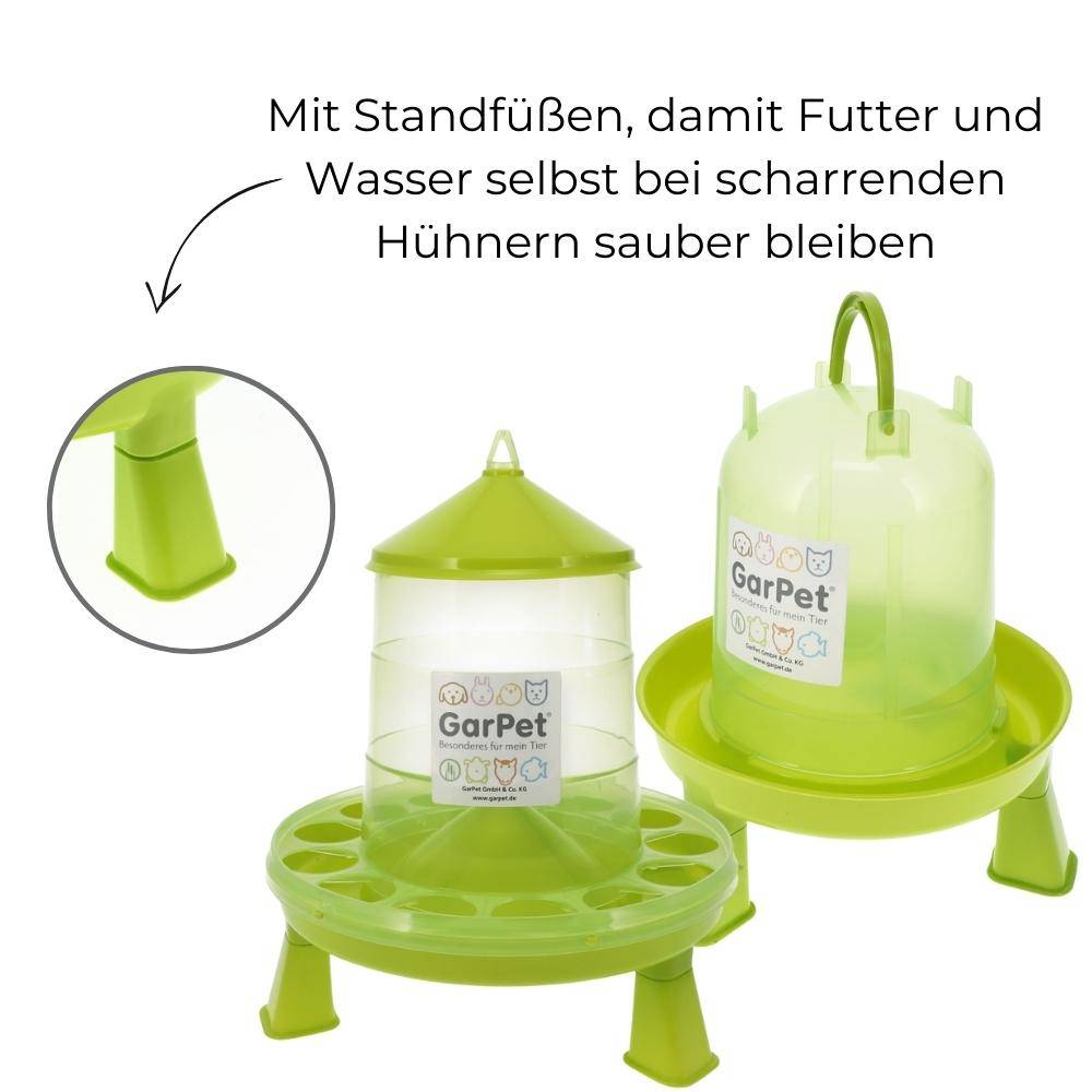 Geflügeltränke und Futterautomat Hühner mit Standfüßen im Set Hühnertränke Futterspender Futtertrog Stand Füßen Wassertränke grün Set 2.